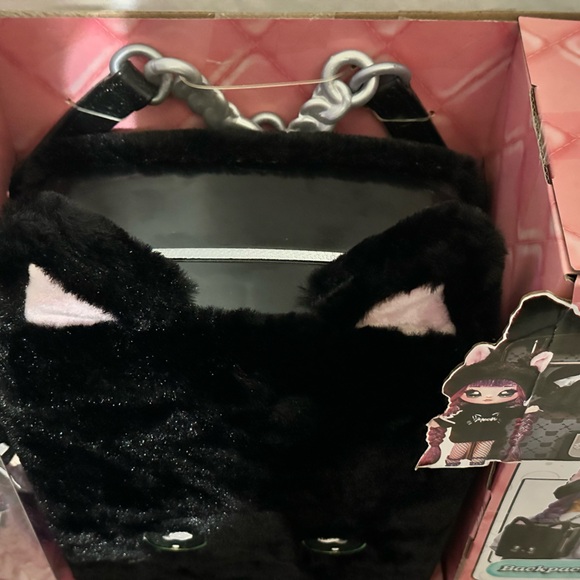 Na! Na! Na! Surprise 3-in -1 BackPack Bedroom Playset Tuesday Meow Doll NIB - Picture 3 of 7